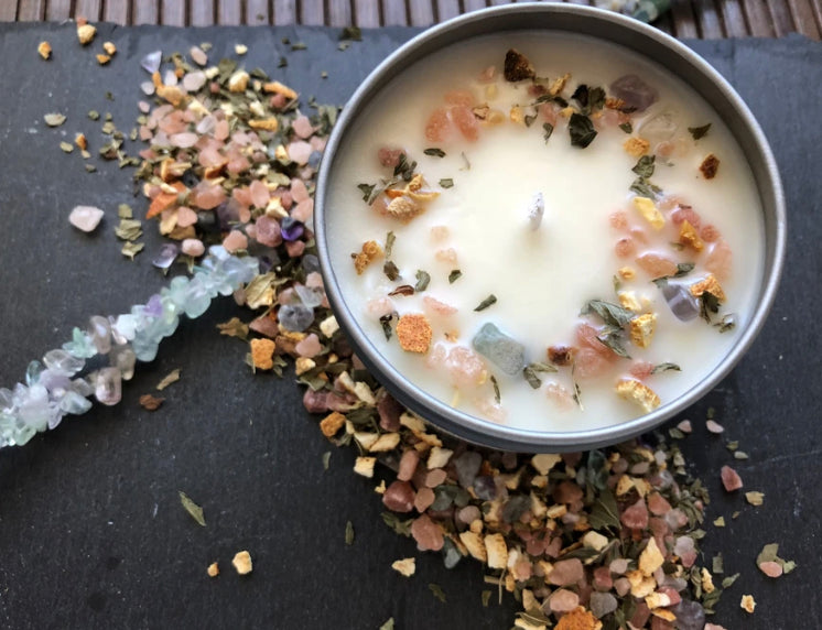 Clarity Soy Candle -Crystal Infused