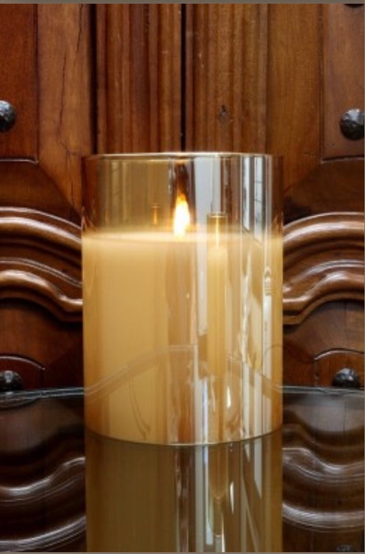 RADIANCE POURED CANDLE 6x7.8" CHAMPAGNE